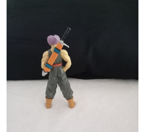 Personaje Dragon Ball Z. Trunks. Sin Base (Usado)