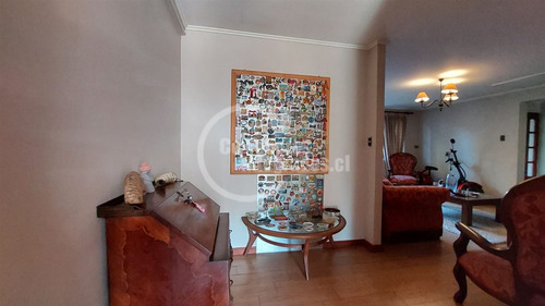 Casa En Venta De 5 Dormitorios En Santo Domingo