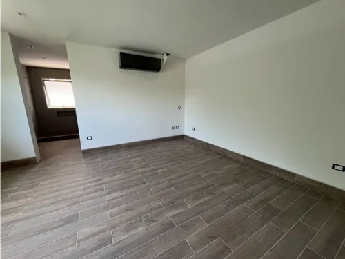 Casa En Venta - La Castellana