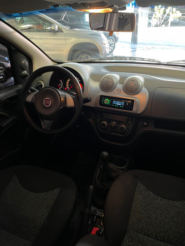Fiat Uno 1.4 Attractive Flex 5p