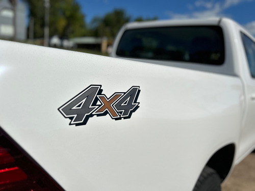 Toyota Hilux 2.8 Sr Mt 4x4 Y 4x2 ¡¡ 0km !! Recibo Vehículos