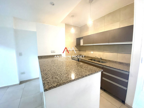 Imagen 5 de 21 de Departamento Tipo Duplex En Venta En Pilar