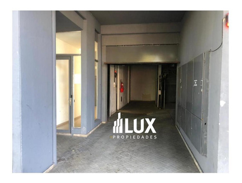 Cochera Venta O Alquiler Avenida Pellegrini 3400