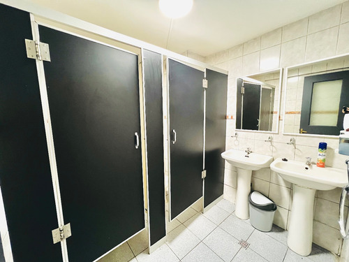 Arriendo De Oficina/local Comercial En Las Condes