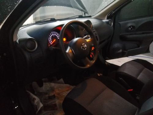 Nissan March 1.0 5p