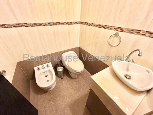 Ana Karina Molleja Vende Hermoso Apartamento En Club Hipico Las Trinitarias Barquisimeto, Lara /akm
