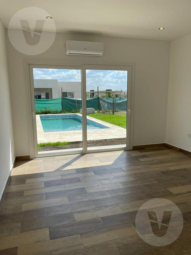Casa En Venta Y Alquiler - Barrio San Felipe, Canning