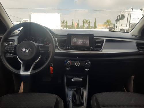 Imagen 10 de 11 de Kia Rio 2020 1.6 Sedan Lx At