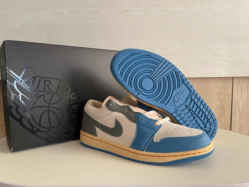 Jordan 1 Low Vintage Unc