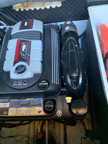 Lancha Cudy Regnicoli 690 Mercruiser 2021 250hp Coloc. Nuevo
