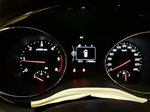 Kia Carnival Premium - 2018 - 18.000km!!!