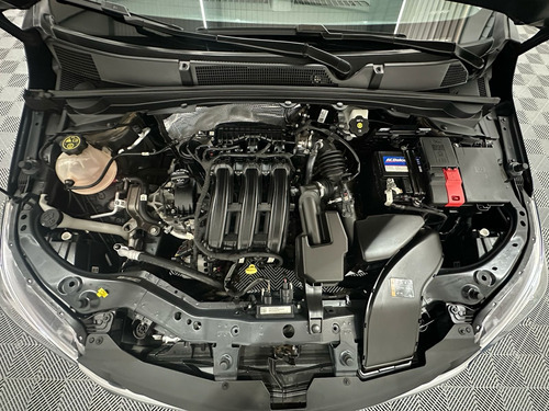 Chevrolet Onix plus 1.0 Lt 4p