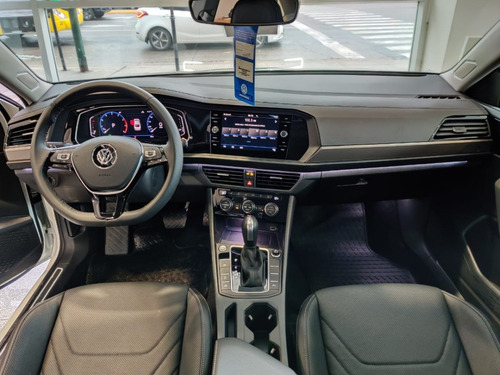 Volkswagen Vento Highline Dsg Entrega Inmediata - Ultimo