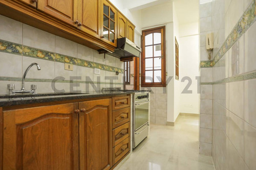 Venta Departamento 3 Ambientes En Destacada Zona De Palermo A 1 Cuadra Del Shopping Alto Palermo.