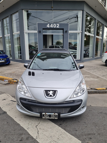 Peugeot 207 1.4 Sedan Hdi Xt
