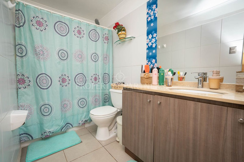 Acogedora Casa En Sector Residencial De Ciudad Del...