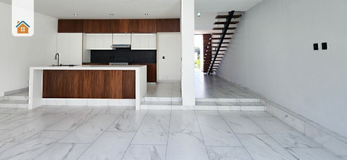 Casa Nueva En Venta En Albaterra Residencial, Colima. Recamara En Planta Baja.