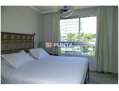 Imagen 6 de 24 de Apartamento Con 3 Dormitorios En Alquiler