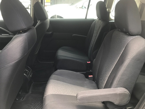 Imagen 13 de 15 de Mazda 5 Sport 2012