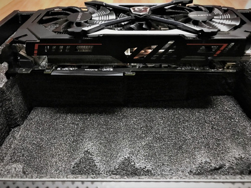 Imagen 9 de 9 de Tarjeta De Video Gigabyte Gtx1080 Xtreme Gaming Premium Pack