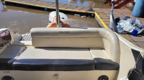 Naval Center 210 Cuddy. Evinrude E-tec 150 Hp
