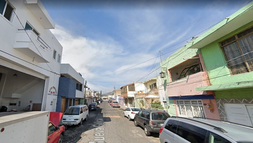 Gran Remate, Casa En Col. Menchaca, Tepic, Nayarit.