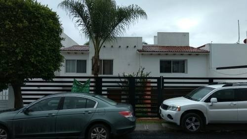 Imagen 2 de 15 de Casa Con Alberca Propia En Real De Juriquilla, Hermoso Jardí