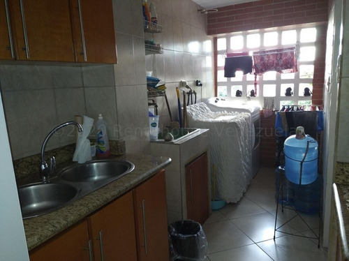 Imagen 9 de 12 de Apartamento En Venta En Urb El Centro Maracay Db 23-4807
