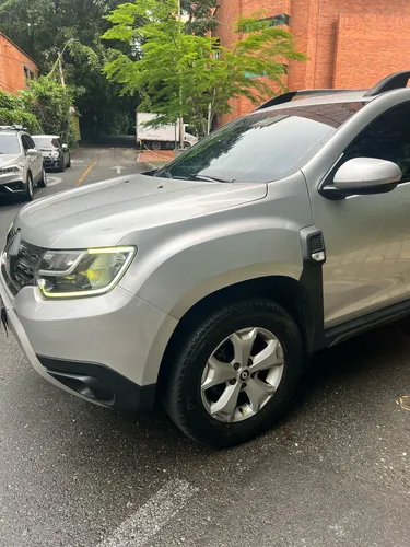 Renault Duster 1.3 Intense Cvt