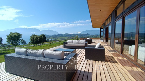 Espectacular Casa En El Lago Panguipulli