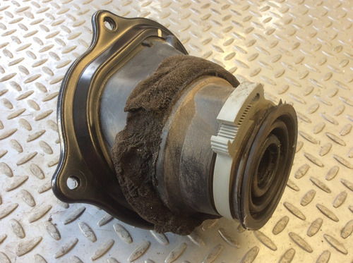 Cubre Polvo Nudo Direccion Nissan Maxima Sl Mod 04-08 Orig (Usado)