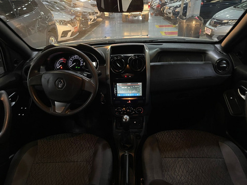 Imagem 8 de 10 de Renault Duster Oroch Express 1.6 Flex 16v Mec. 2019/2020