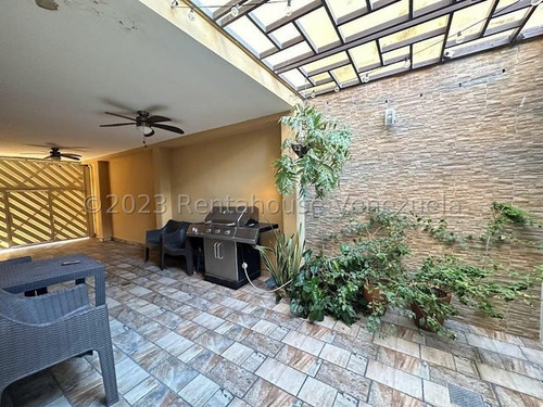 Marianny Gonzalez, Moderna Casa En Venta Urb Trigal Cabudare Lara