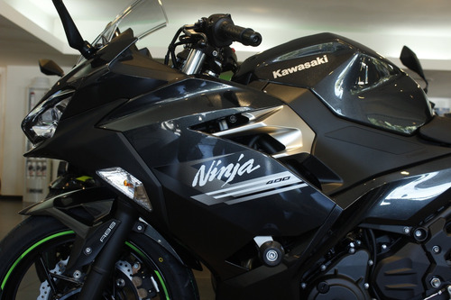 Imagen 9 de 19 de Kawasaki Ninja 400 Abs 2022 -bk- En 18 Cuotas Sin Interés-