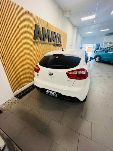 Imagen 9 de 22 de Kia Rio Amaya Pocitos