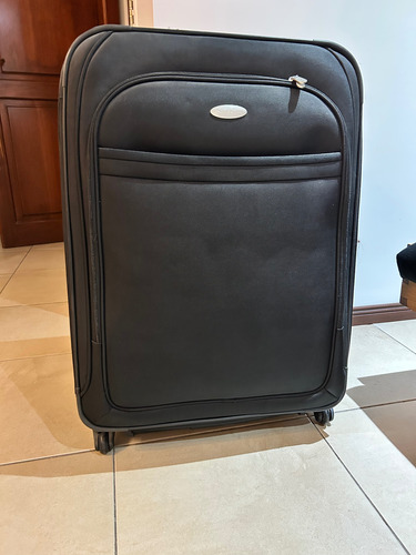Valija Samsonite Grande Con Ruedas Negro Lisa