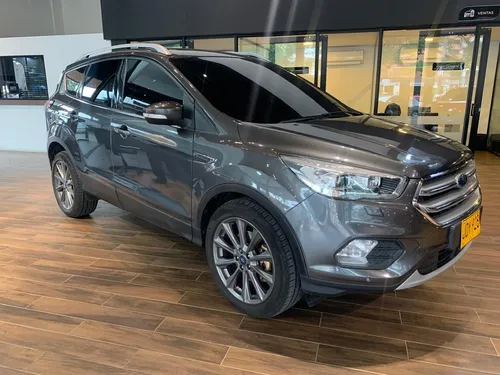 Ford Escape 2.0 Titanium