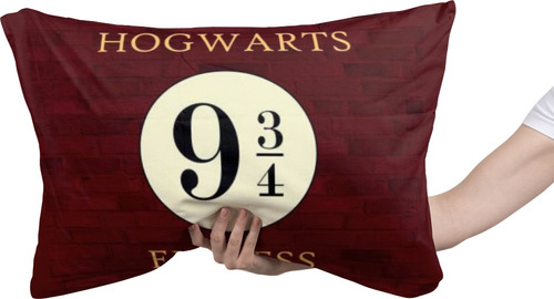 Cojin Almohada Hogwarts Cine Diseño Unico Fondo Rojo Hogar  