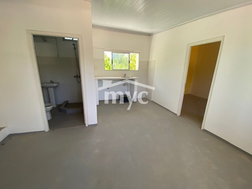 Imagen 4 de 11 de Venta Casa En Planta Alta, Ruta 6 Vieja Km 34, Sauce.