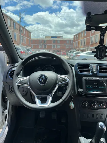 Renault Logan 1.6 Expression