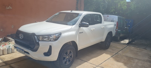 Toyota Hilux 2.8 Cd Sr 177cv 4x4