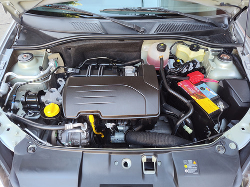 Renault Clio 1.2 Mio Confort Plus Abs Abcp