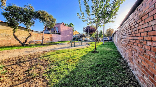 Acogedora Casa 3d-1b Luis Matte Larrain / Nonato Coo