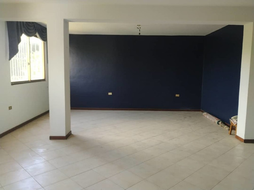 Imagen 5 de 15 de Casa Urb. Sant'omero, Tipo Town House Los Teques