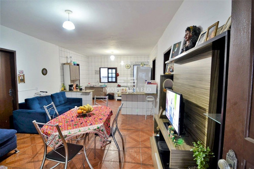 Imagem 28 de 30 de Belíssima Casa Espaçosa Com 04 Dormitórios No Bairro Real Parque! - 4592