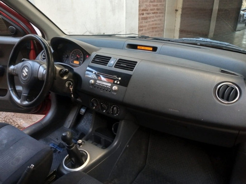 Imagen 6 de 8 de Suzuki Swift 2009 1.5 N
