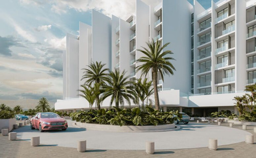 Condo Con Terraza Que Tiene Vista Al Mar, Cuatro Recamaras,