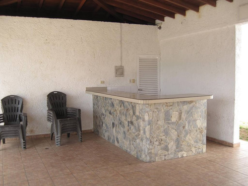 Imagen 14 de 14 de En Venta Th En Av Circunvalación.. Porlamar.