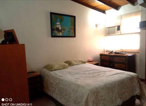 Imagen 7 de 20 de Vendo Casa 219m2 4h+s/3b+s/2p Santa Inés 1319