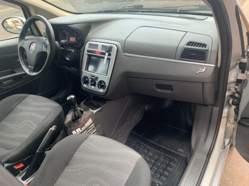 Imagem 9 de 15 de Fiat Punto Elx 1.4 Prata 2008